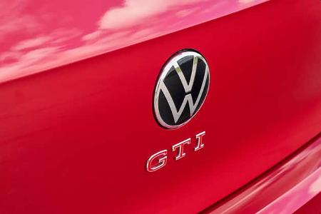 VW Golf GTI Autobahn