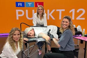 Felix von Jascheroff lässt sich im TV ein Organspende-Tattoo stechen