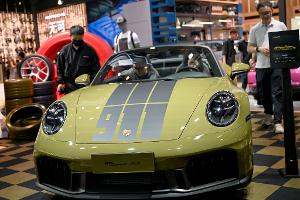 Porsche startet schwächer als befürchtet ins Jahr