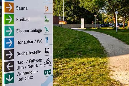 Stellplatz am Donaubad Wohnmobil