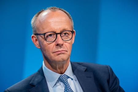 Auch der designierte Bundeskanzler und CDU-Chef Friedrich Merz nahm an dem Parteitag teil. (Archivbild)
