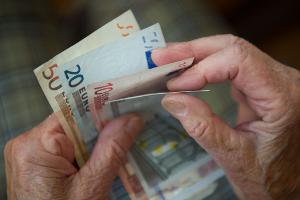 Rente steigt um 3,74 Prozent