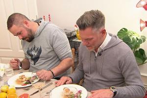 "Nein!": "Dinner"-Gäste schauen Julia nur fassungslos an