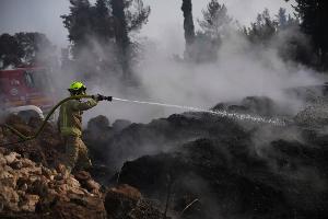 Brände bei Jerusalem laut Feuerwehr unter Kontrolle