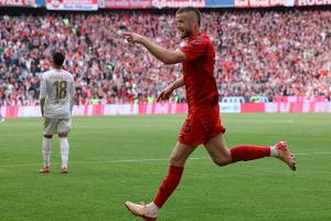 FC Bayern: Freund bestätigt Dier-Abschied