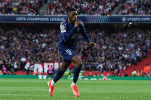 Entwicklung "positiv": PSG-Star Dembélé mit Muskeldehnung