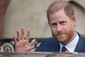 Versöhnung? Nach Niederlage vor Gericht spricht Prinz Harry