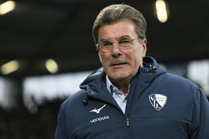 Hecking bleibt auch bei Abstieg Bochum-Trainer