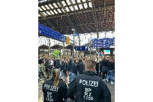 Einsatz der Bundespolizei im bahnpolizeilichen Bereich zur Begegnung in der 1. Bundesliga FC St. Pauli - VfB Stuttgart- Bundespolizei zieht positive Bilanz-