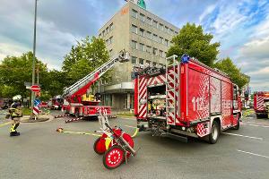 Feuerwehreinsatz sorgt für Verkehrsbehinderungen in der Essener Innenstadt