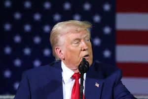Trump kündigt 100-Prozent-Zoll auf ausländische Filme an