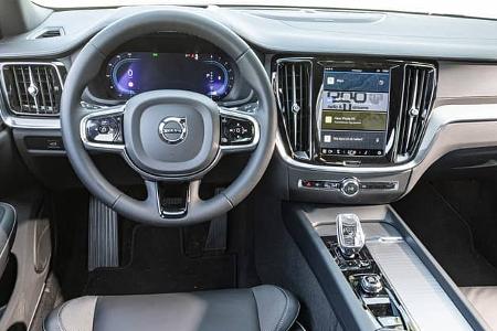 Volvo S60 B5 AWD, Cockpit