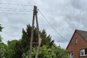 Feuerwehr Xanten bei zwei Verkehrsunfällen im Einsatz