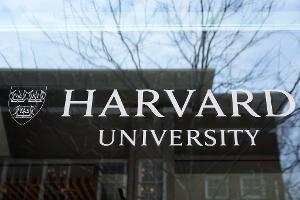 Trump-Regierung will Harvard neue Fördermittel verwehren