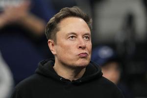 Zaun zu hoch: Musk hat Streit mit Nachbarn in Texas