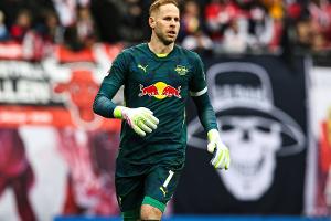 Nach Gehirnerschütterung: Gulacsi im Mannschaftstraining