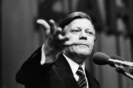 Helmut Schmidt (1974-1982)