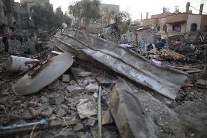 Hamas-Zivilschutz: 17 Tote bei Luftangriff in Gaza
