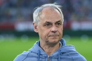 S04-Legende Thon gespannt auf Trainersuche