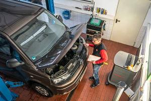 Wie Politik VW-Busse anfällig macht