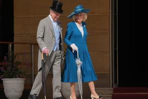 Charles und Camilla richten erste Gartenparty der Saison aus