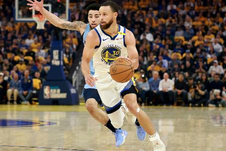 Curry fehlt den Warriors mindestens eine Woche Curry fehlt den Warriors mindestens eine Woche