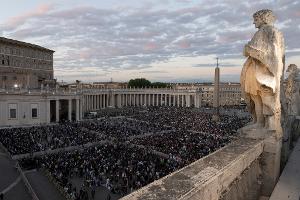 Kardinäle suchen weiter nach neuem Papst