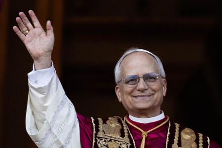 Der neue Papst: Robert Francis Prevost aus den USA