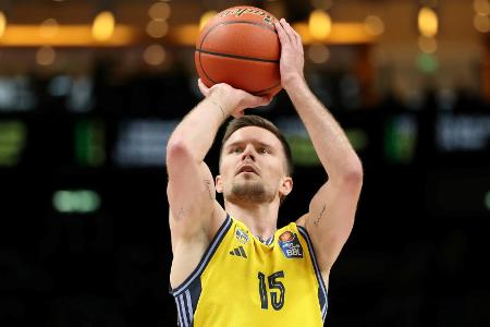 Deutlicher Heimsieg: Alba dicht vor Play-off-Einzug Deutlicher Heimsieg: Alba dicht vor Play-off-Einzug