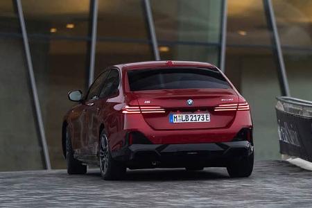 BMW i5