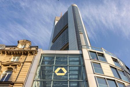 Gute Zahlen als Lebensversicherung: Commerzbank ringt um Eigenständigkeit (Archivbild) Gute Zahlen als Lebensversicherung: Commerzbank ringt um Eigenständigkeit (Archivbild)