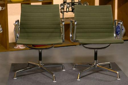 Eames-Chairs