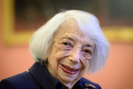 Margot Friedländer überlebte das Konzentrationslager Theresienstadt, ging in die USA - und kam mit Ende 80 zurück in ihre alte Heimat. (Archivbild)