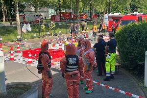Verdächtige Briefsendung in Poststelle - Großeinsatz der Feuerwehr im Stadtteil Hochkreuz.