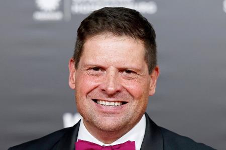 Klinik! Jan Ullrich wurde von einem Auto angefahren Klinik! Jan Ullrich wurde von einem Auto angefahren