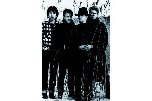 U2