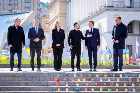 Merz und Macron in Kiew: Mission für eine Waffenruhe