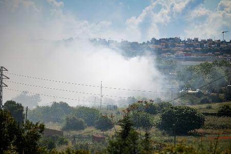 Wegen einer giftigen Chlorwolke sind die Bewohner fünf spanischer Gemeinden südwestlich von Barcelona am frühen Morgen durch einen Alarm des Zivilschutzes auf ihren Handys aus dem Schlaf gerissen worden. 
