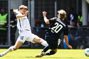 Paderborn schlägt Magdeburg - und darf weiter hoffen