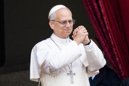 Papst Leo XIV. mahnt: "Nie wieder Krieg!"