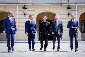 Ukraine und Europäer pochen auf Feuerpause vor Verhandlungen