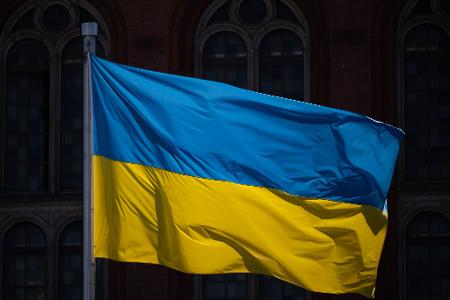 Ungeachtet der Forderungen nach einer Waffenruhe geht der Drohnenkrieg zwischen Russland und der Ukraine weiter. (Archivbild) Ungeachtet der Forderungen nach einer Waffenruhe geht der Drohnenkrieg zwischen Russland und der Ukraine weiter. (Archivbild)