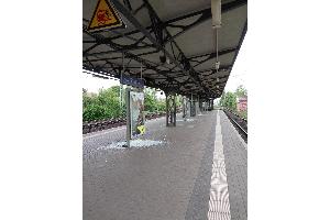 Zeugenaufruf nach Sachbeschädigung am Haltepunkt Dresden-Strehlen