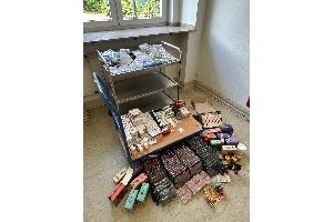 Marl: Drogen, Medikamente und illegales Feuerwerk in Wohnung gefunden