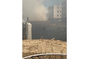 Feuer auf einer Tiefgaragenbaustelle - starke Rauchbelästigung in der östlichen Innenstadt