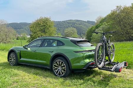 Porsche Taycan 4 Cross Turismo