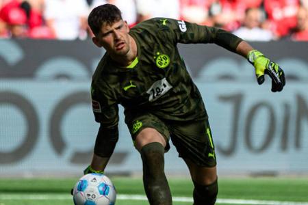 TOR: Gregor Kobel - Geht es nach dem BVB, hütet Gregor Kobel auch in der kommenden Saison das Tor der Borussia. Sein Vertrag ist noch bis 2028 datiert. Sollte es doch zu einem Abschied kommen, würden die Dortmunder wohl eine hohe Millionensumme kassieren.