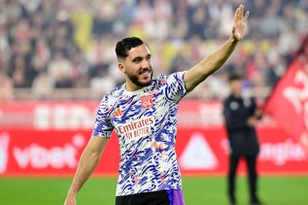 Offensive rechts: Rayan Cherki - Schon im Winter stand der Offensivspieler kurz vor einem Wechsel zum BVB, doch Olympique Lyon stellte sich quer. Medienberichten zufolge versucht es die Borussia im Sommer erneut.