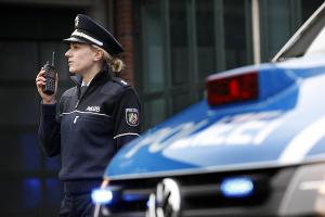 Jugendliche greifen Altenheimmitarbeitende an: Polizei bittet um Hinweise - 2505054
