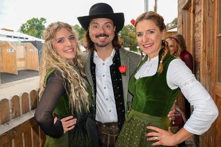 Johanna Mross, Lanny Lanner und Stefanie Hertel Johanna Mross, Lanny Lanner und Stefanie Hertel